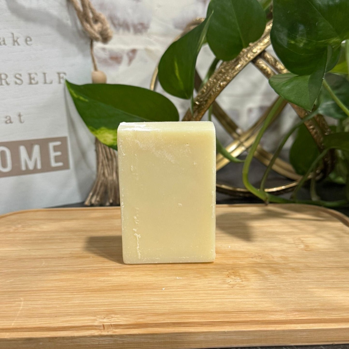Cattle Creek Mercantile's Handcrafted Tallow Soap Bar, made with 100% grass-fed beef tallow, providing gentle and natural cleansing for all skin types.